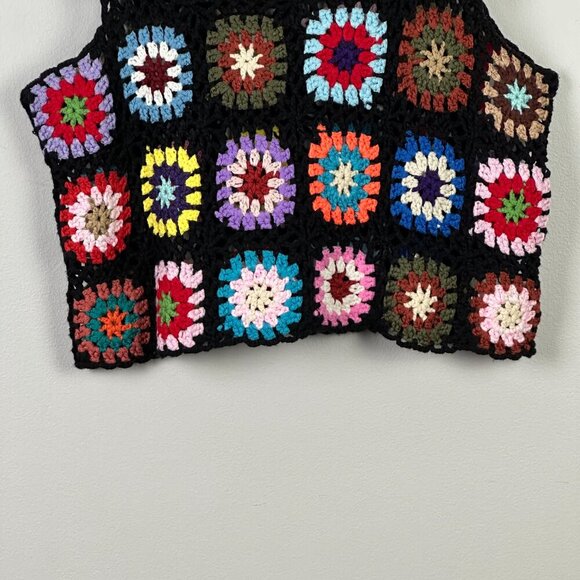 John & Jenn Navid Crochet Granny Square Crop Tank Top - Picture 6 of 9